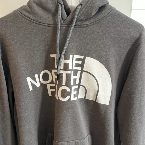 Men’s North face hoodie - Picture 2 of 5